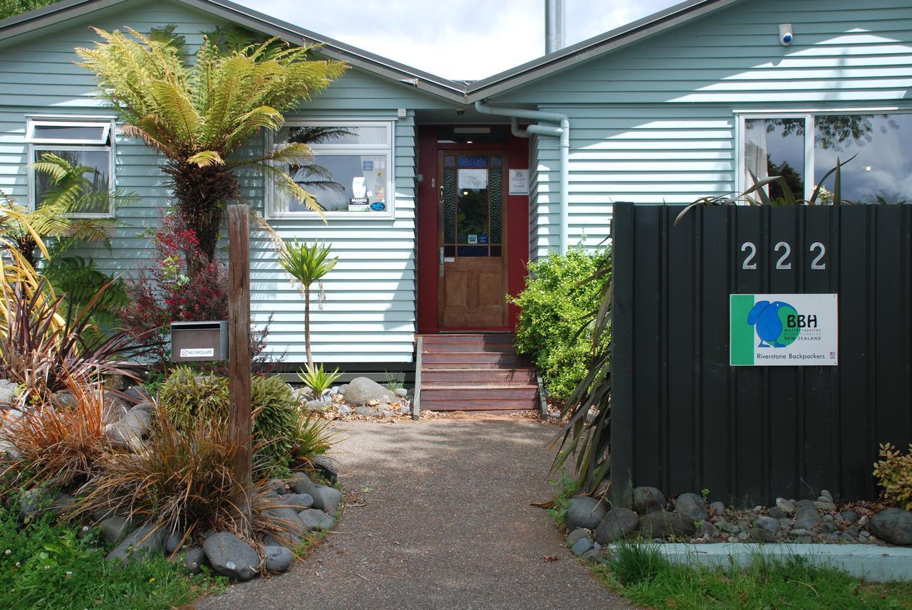 Riverstone Lodge Turangi Exterior photo